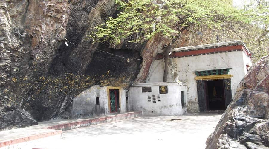 Dungeshwari Cave Temple