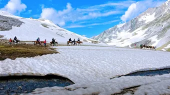 Amarnath Yatra by Helicopter Package