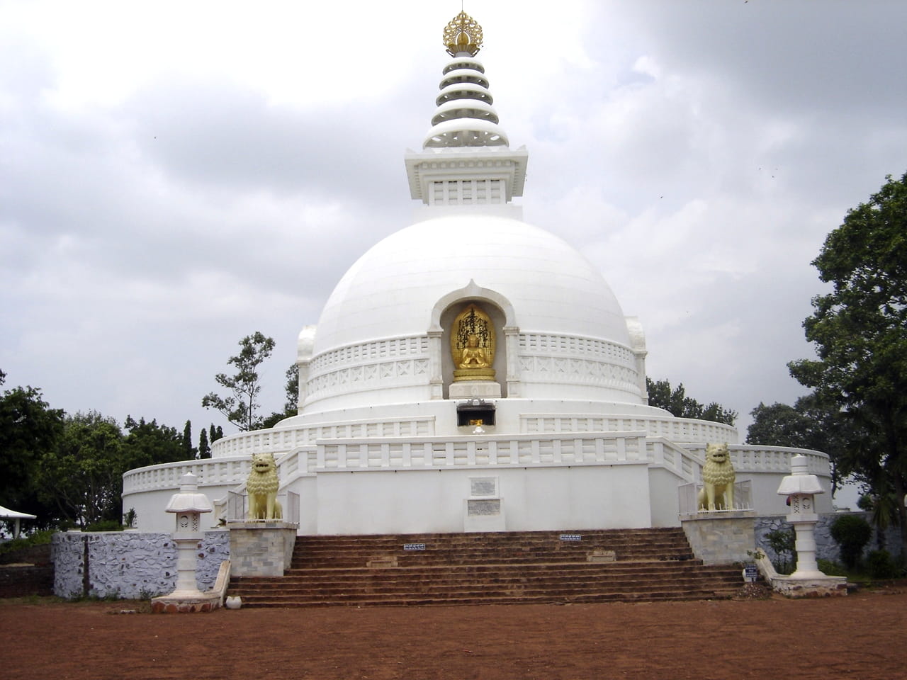 Vishwa Shanti Stupa, Ragiri
