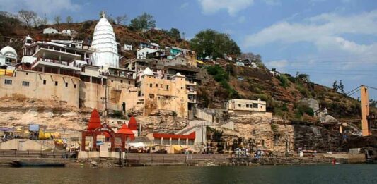 How to Reach Omkareshwar Temple