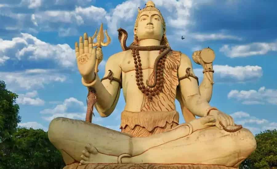 How to Reach Nageshwar Jyotirlinga Temple