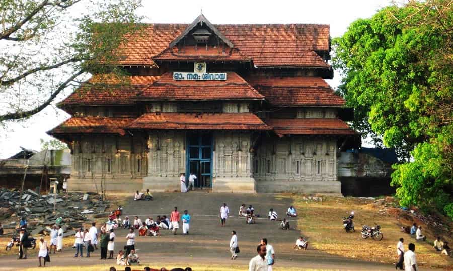 Vadakkunnathan Temple