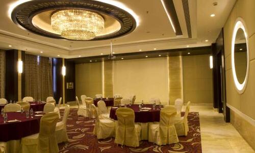 SSK Solitaire Hotel & Banquets Nashik