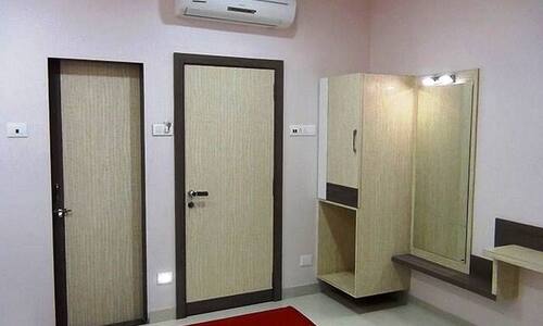 Abhay Palace Lodging Ahmednagar