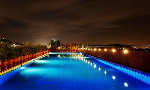E-Square The Fern pune 