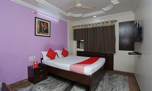 Hotel Alpine pune 