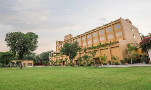 Hotel Goverdhan Palace Mathura