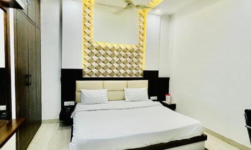 Hotel Premium Golden Gate Mathura