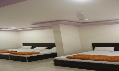 Hotel Radhika Inn Trimbakeshwar