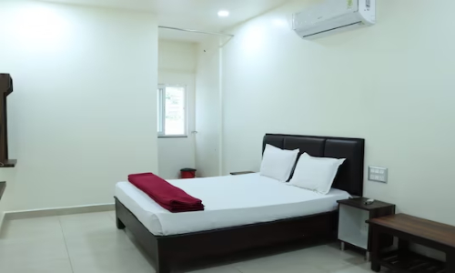 Hotel the green heavens Srisailam