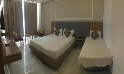 Hotel Trihari Rishikesh