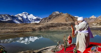 Kailash Mansarovar Yatra by Helicopter