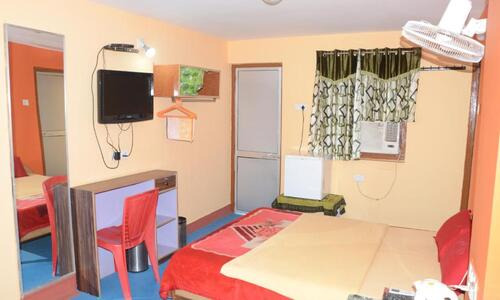 Kundanbazar Guest House Bodhgaya