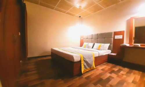 Hotel Laxmi Prayagraj