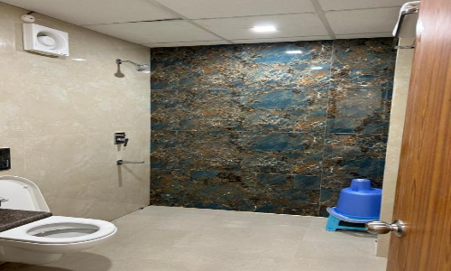 Hotel Roomquet comfort inn Prayagraj