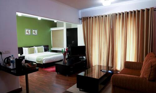 Royal Orchid Golden Suites Pune 