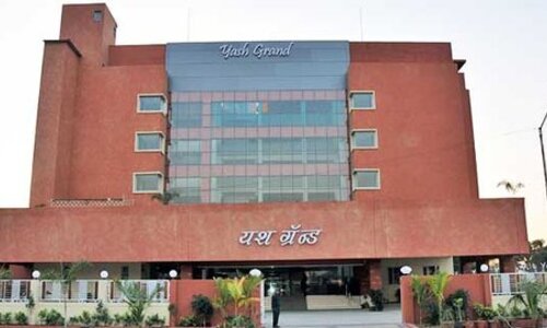 Hotel Yash Grand Ahmednagar